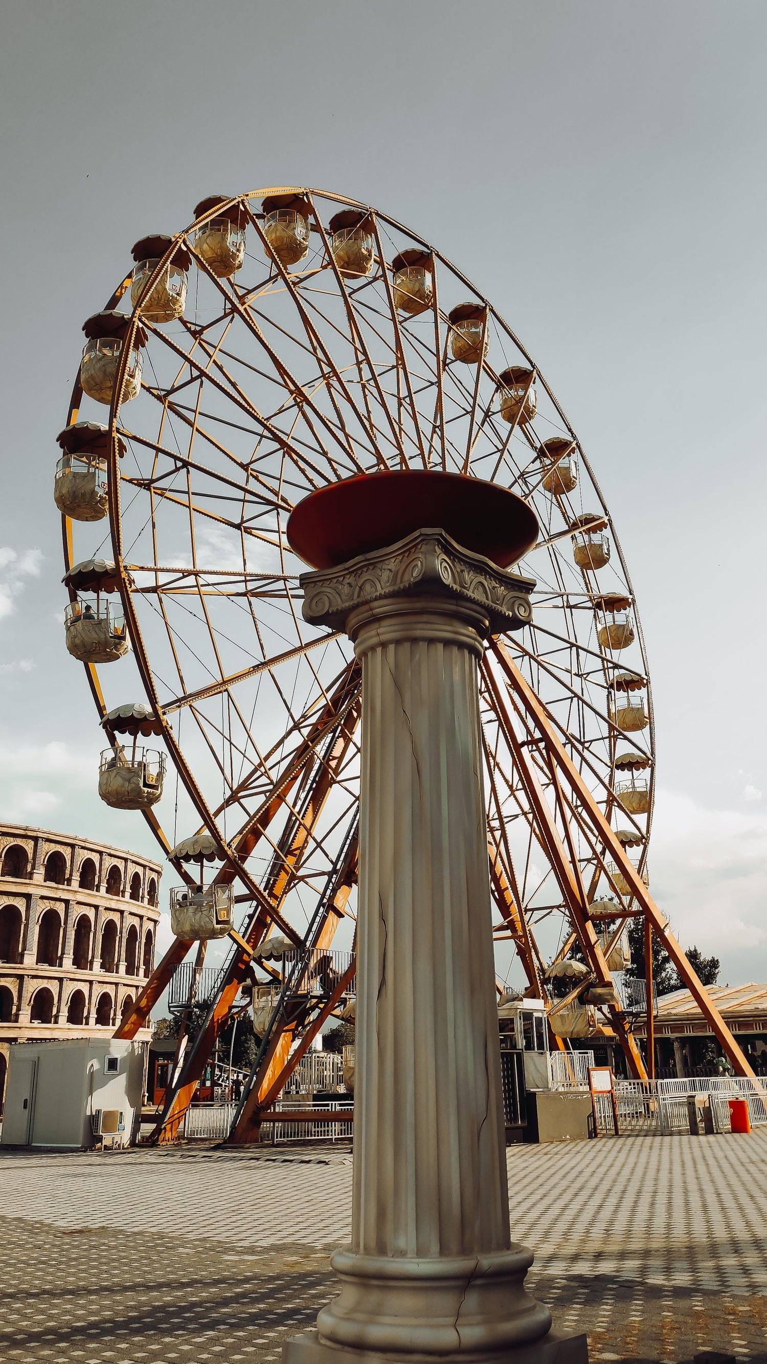 Defunct & Retro Theme Parks